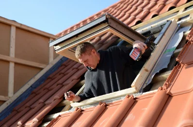 Pose de fenêtres de toit Velux à Chassemy